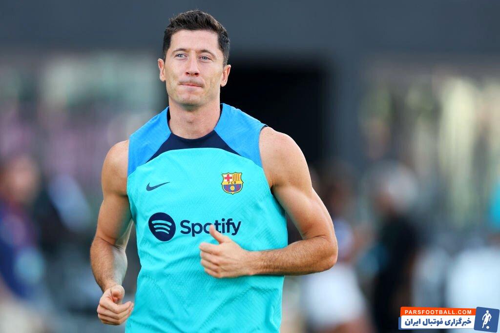 لواندوفسکی ؛ تصاویری از اولین حضور لواندوفسکی در تمرین بارسلونا