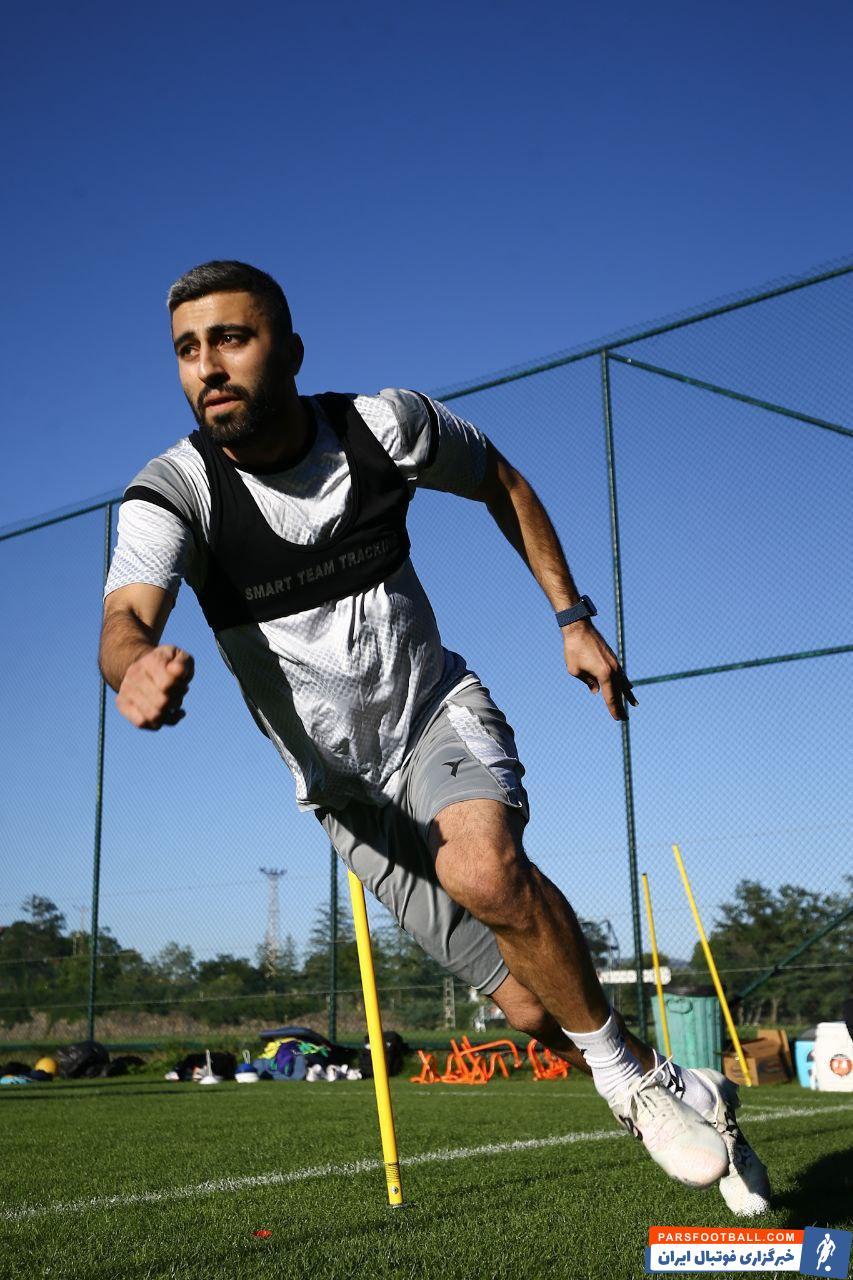 رضایی ؛ تمرینات انفرادی کاوه رضایی زیر نظر بدنساز استقلال 