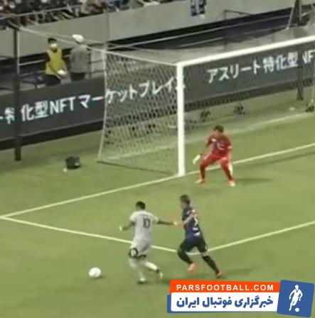  پنالتی مشکوک بر روی نیمار برابر گامبا اوزاکا در دیدار دوستانه