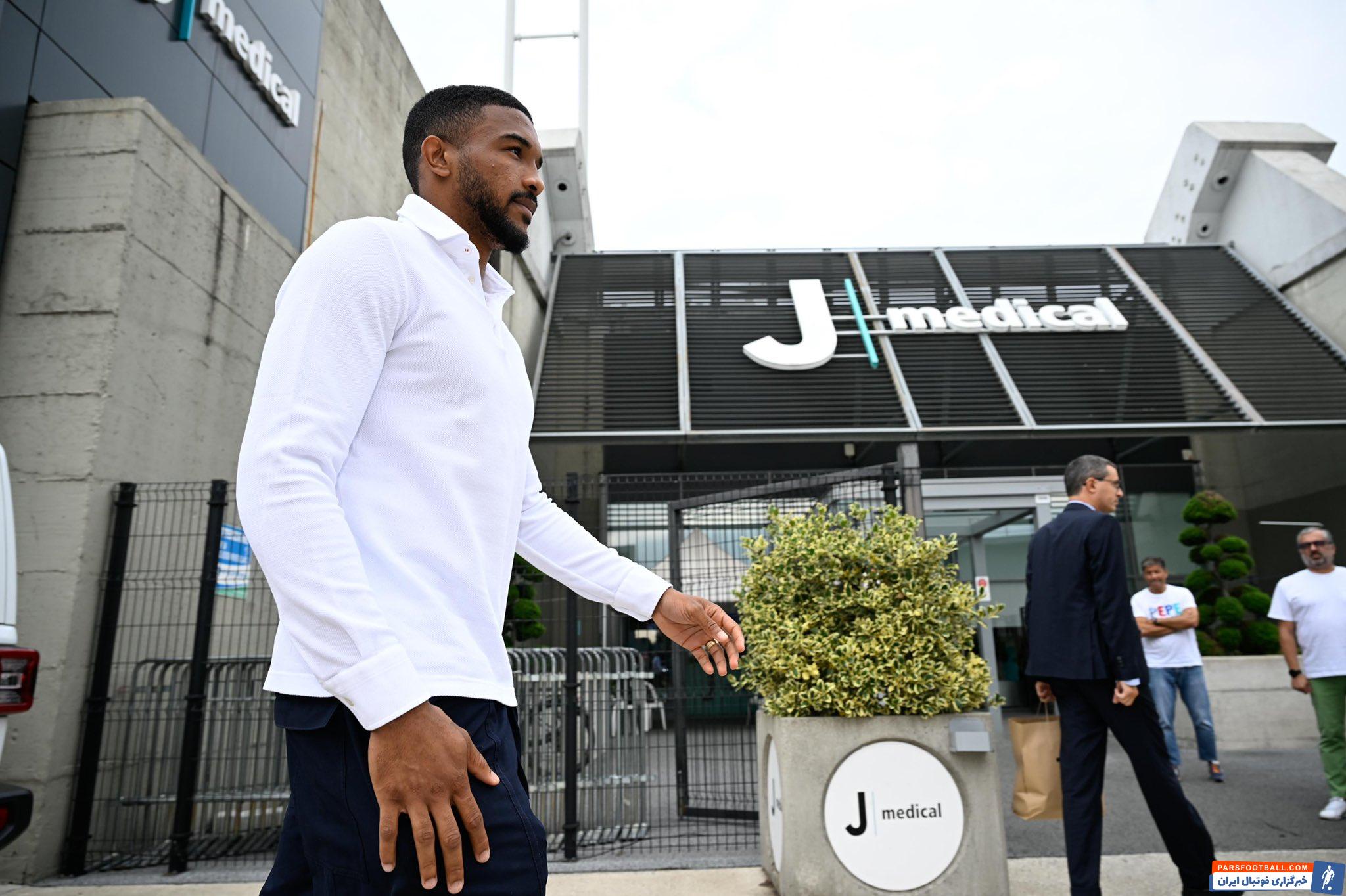 برمر ؛ حضور برمر در کلینیک جی مدیکال برای گذراندن تست پزشکی