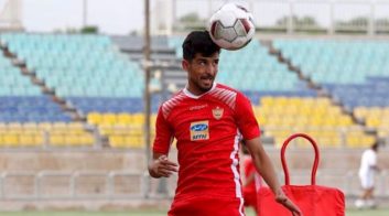 محمد حسینی هافبک پرسپولیس به باشگاه هوادار پیوست