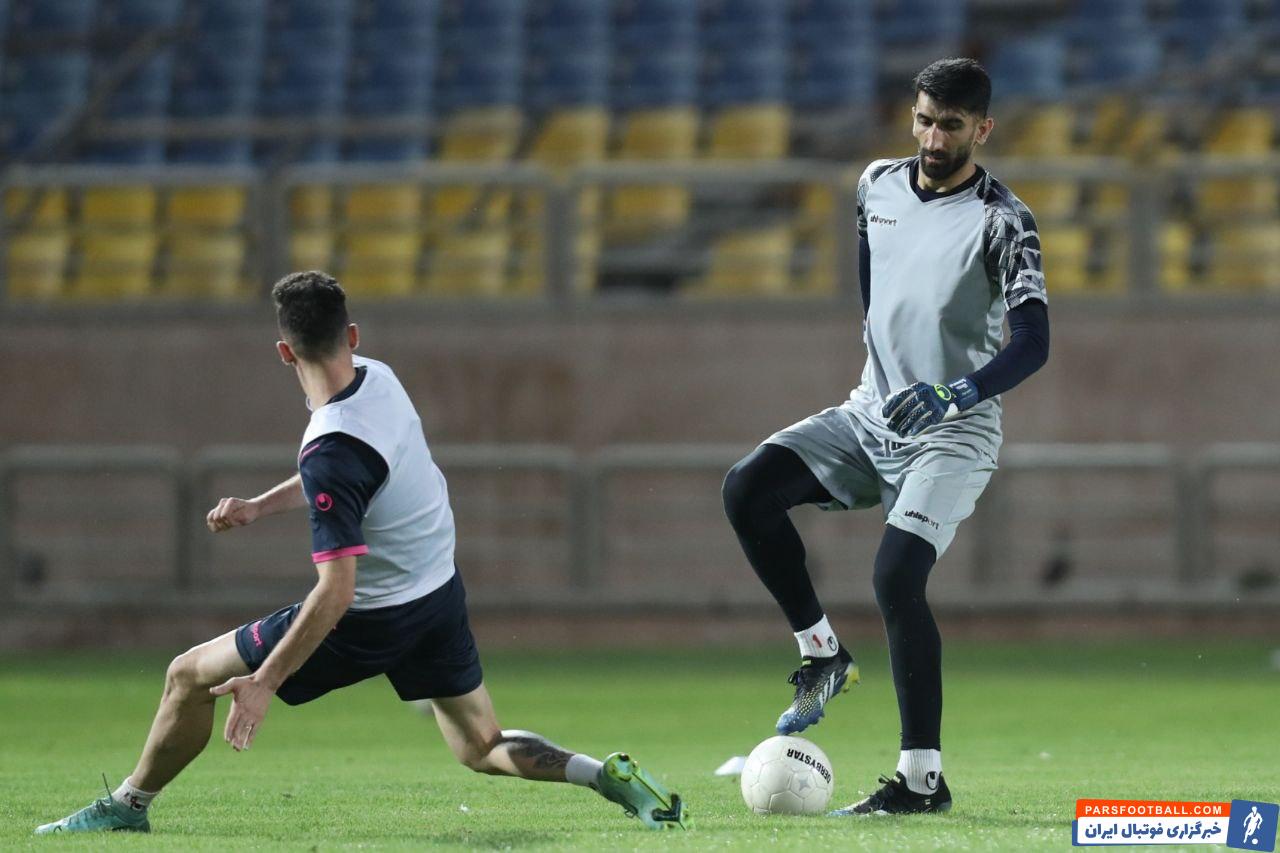 بیرانوند ؛ سر توپ زدن بیرانوند در تمرینات پرسپولیس