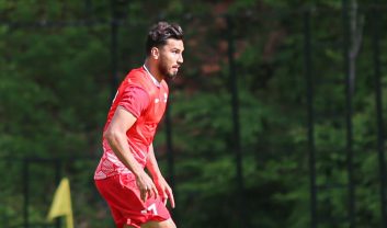 واسعی ؛ گل 30 متری سعید واسعی در دیدار دوستانه تراکتور