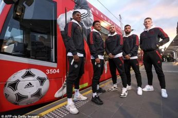 یونایتد ؛ حضور بازیکنان یونایتد در میهمانی