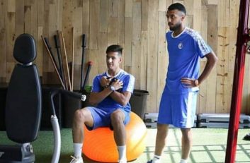 سینا خادم پور: کادرفنی استقلال از وضعیتم راضی است