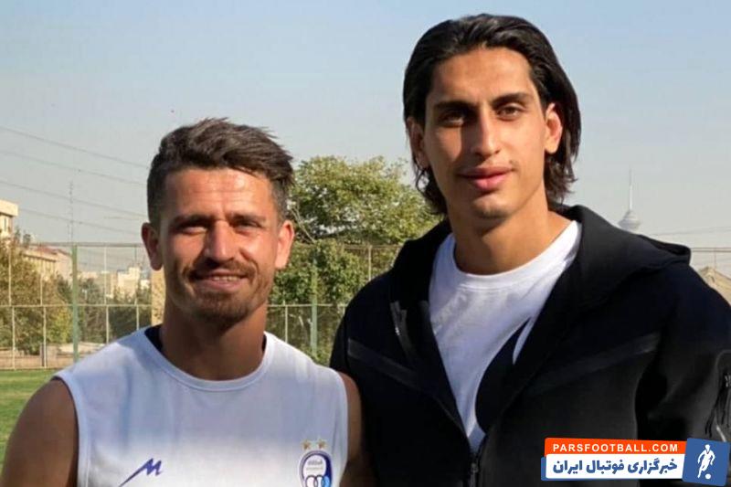 شرط محمد نادری برای پیوستن به استقلال ؛ دریافت دستمزد به دلار !