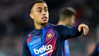 بارسلونا ؛ ژاوی خواهان جدایی زودتر دست از بارسلونا