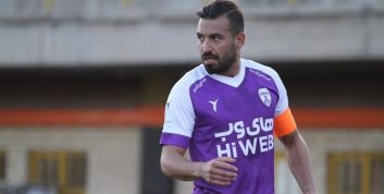 معین عباسیان در هوادار