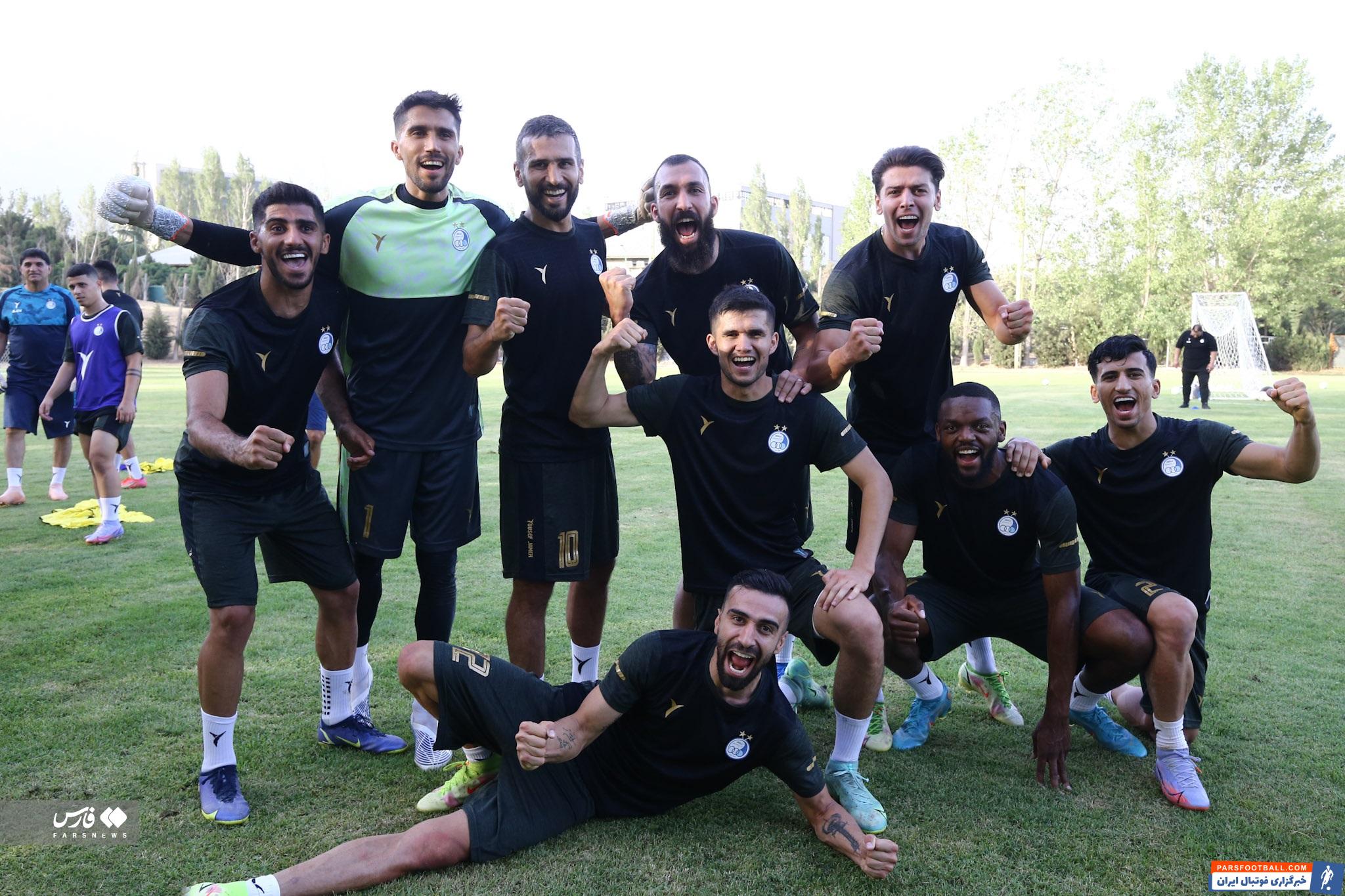 دروازه بانان استقلال