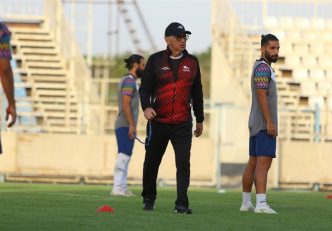 قربان بردیف سرمربی تراکتور : عملکردمان در نیمه دوم ما را امیدوار کرد ؛ هیچ تیمی برای شکست وارد زمین نمیشود