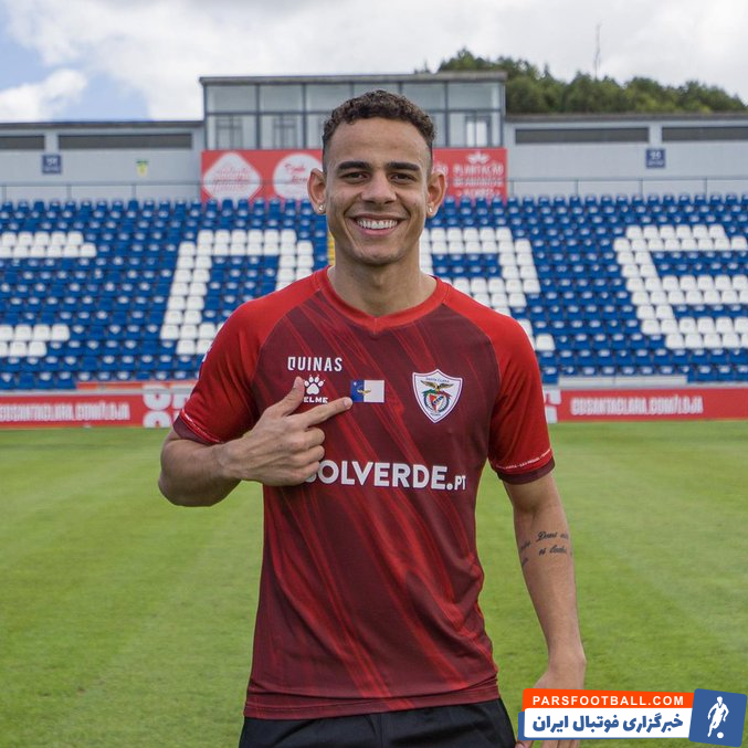 محمد محبی با عقد قراردادی به استقلال پیوست