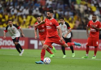 العربی با درخشش ستاره ایرانی حریف خود را شکست داد