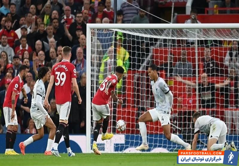 منچستریونایتد ؛ تجمع اعتراضی طرفداران منچستریونایتد در دیدار برابر لیورپول