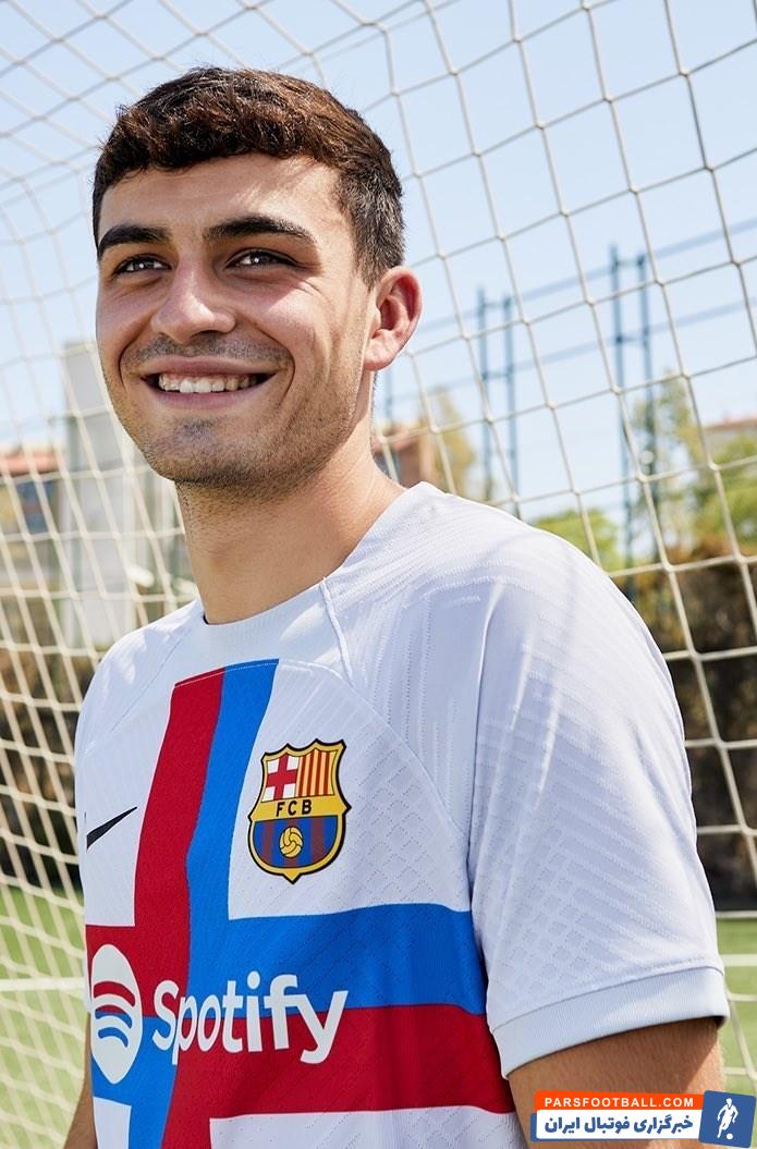 بارسلونا ؛ رونمایی از پیراهن های سوم باشگاه بارسونا در فصل 2022/2023