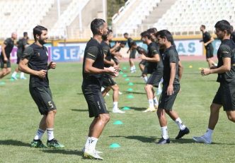 خط خوردن ۴ بازیکن از فهرست استقلال ؛ حضور سیاوش یزدانی و نیک‌نفس در لیست مسافران خوزستان