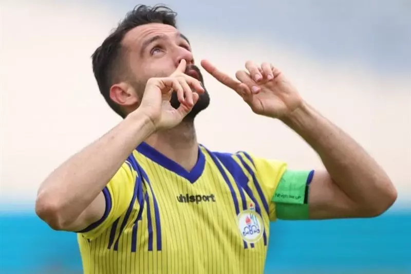 تهیدست : در دیدار مقابل پرسپولیس از پیش بازنده نیستیم