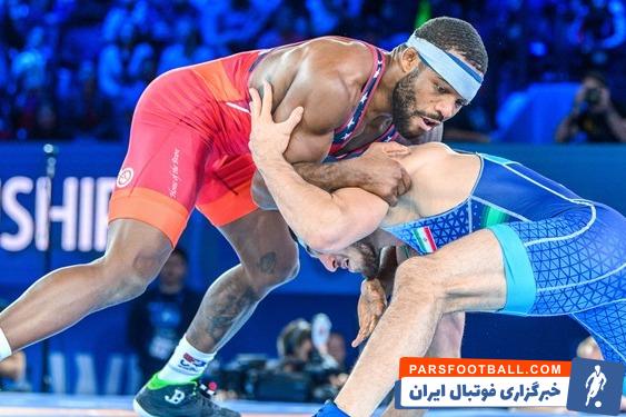 تحلیل سایت آمریکایی از رقابت محمد نخودی و جردن باروز در مسابقات جهانی بلگراد