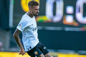 حمله به منزل سامو کاستیخو