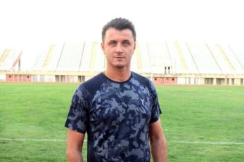 استقلال در برابر ملوان