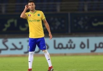 محمد طیبی : حداقل باید با پرسپولیس مساوی می‌کردیم
