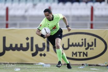 سیدرضا مهدوی داور دیدار تراکتور و هوادار در تبریز