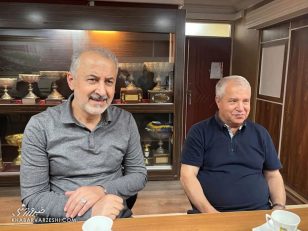 علی پروین در پرسپولیس