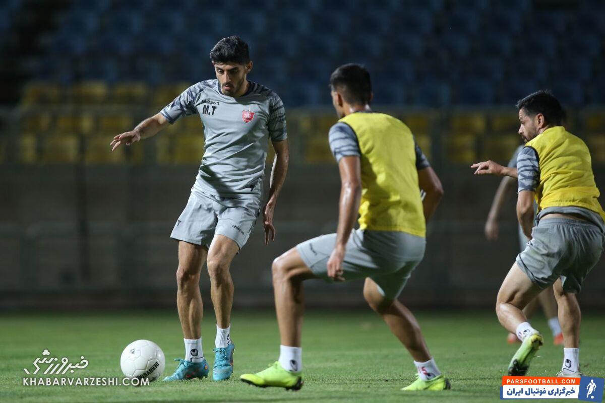 خروج بازیکنان پرسپولیس از اردو