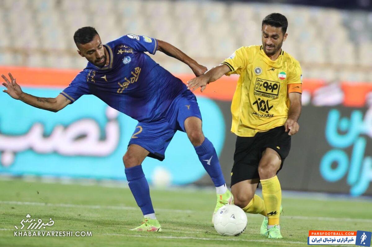 ارسلان مطهری در پرسپولیس