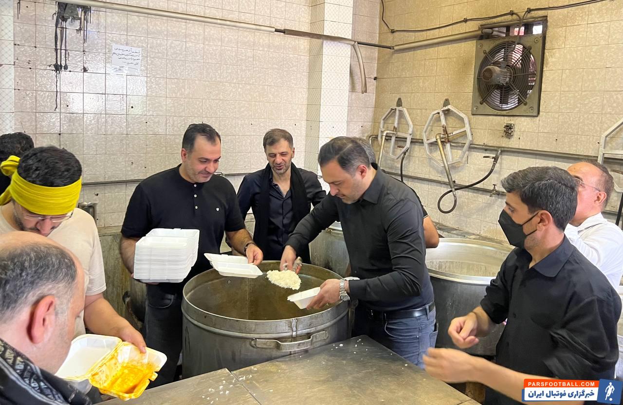 مدیران پرسپولیس و استقلال در مسجد الجواد