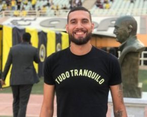 نیلسون جونیور در ورزشگاه خانگی سپاهان حضور پیدا کرد