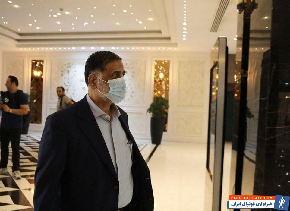 اعتراف تلخ مصطفی آجورلو ؛ جریمه ۲۶۰ میلیارد تومانی در انتظار استقلال ؛ شکایت خطرناک پادوانی