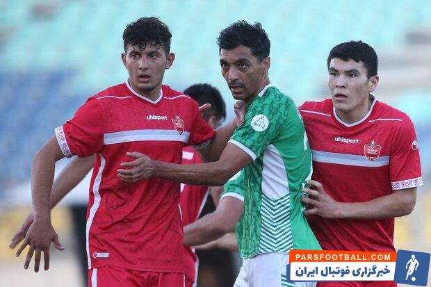 خوش و بش یحیی گل محمدی با ابراهیم میرزاپور در حاشیه بازی پرسپولیس و خیبر