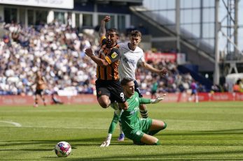 تلاش های بی حاصل اللهیار صیادمنش برای گلزنی به پرستون