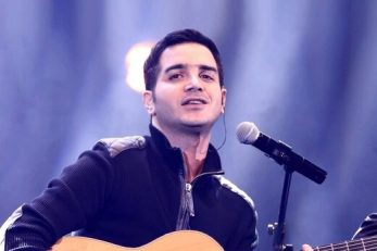 علی کریمی ؛ محسن یگانه خواننده پاپ از علی کریمی حمایت کرد