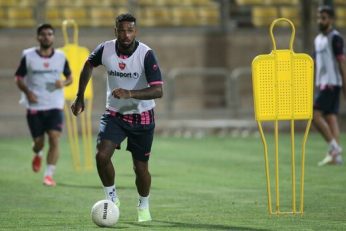 مجوز بازی یورگن لوکادیا مهاجم جدید پرسپولیس صادر شد