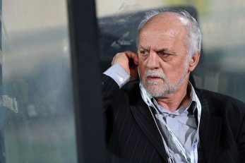 خوردبین : پرسپولیس نیاز به زمان دارد، هواداران حمایت کنند