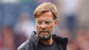 پاسخ تند فولام به ادعای یورگن کلوپ درباره خشک بودن چمن ورزشگاه کراون کاتیج