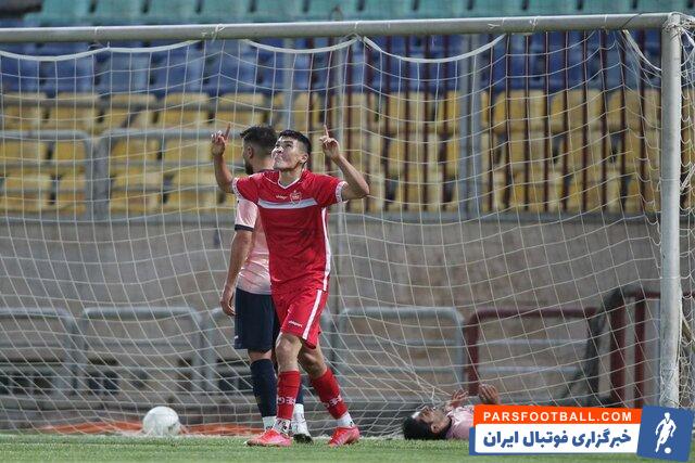 شرزود تمیروف با حضور در باشگاه پرسپولیس قراردادش را فسخ کرد