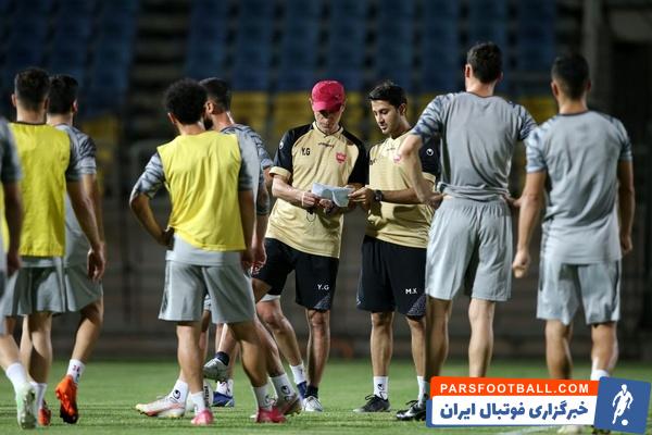 وحدت هنانوف در تمرینات گروهی پرسپولیس شرکت کرد