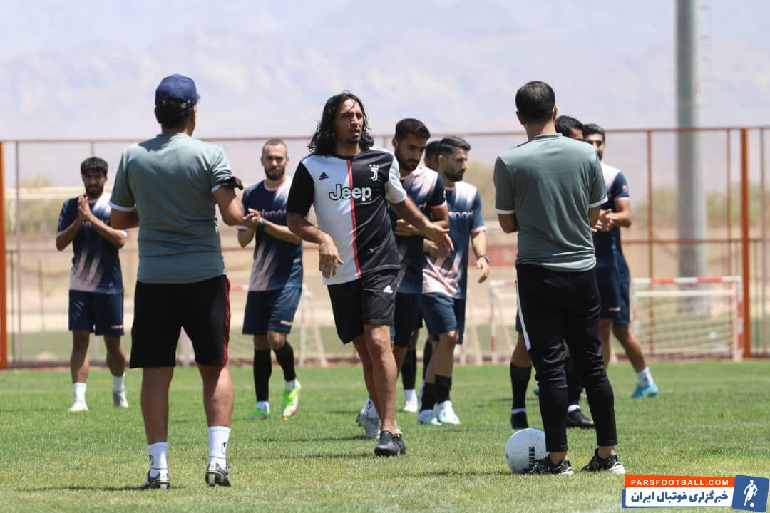 استقلال و مس کرمان