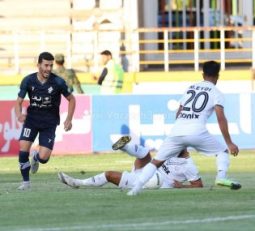 پیکان و نساجی