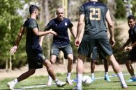 استقلال و مس