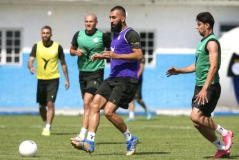 احتمال سه دفاعه بازی کردن استقلال در فصل جدید