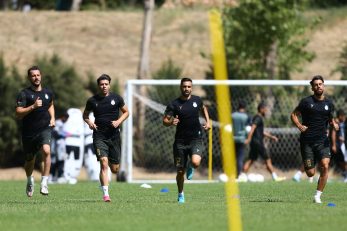 استفاده اجباری ریکاردو ساپینتو از سیستم 3-4-3 در استقلال