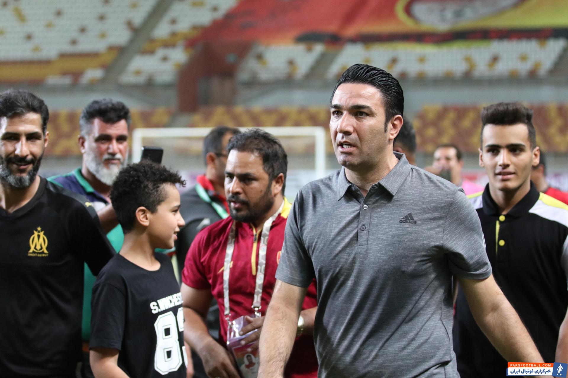 فولاد و تراکتور