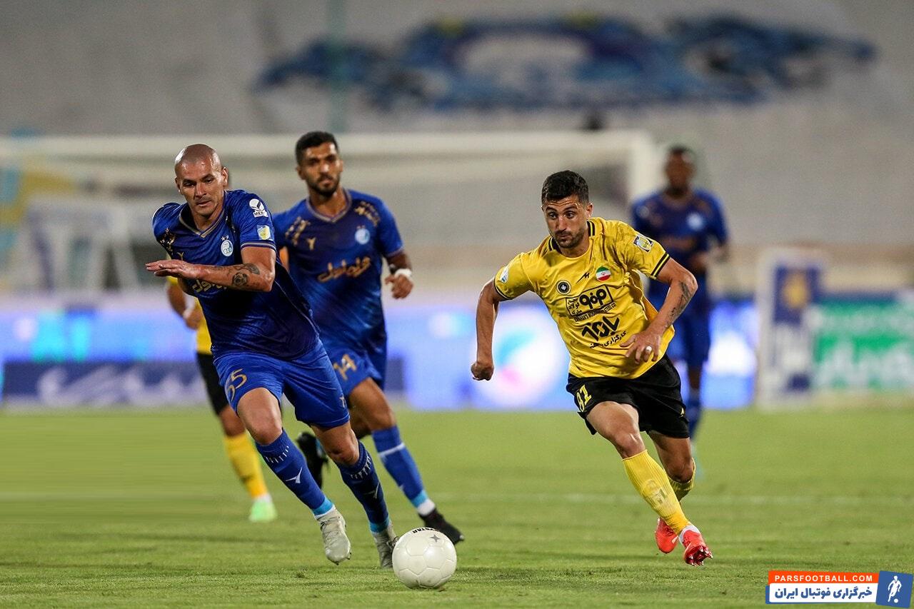 سپاهان و استقلال