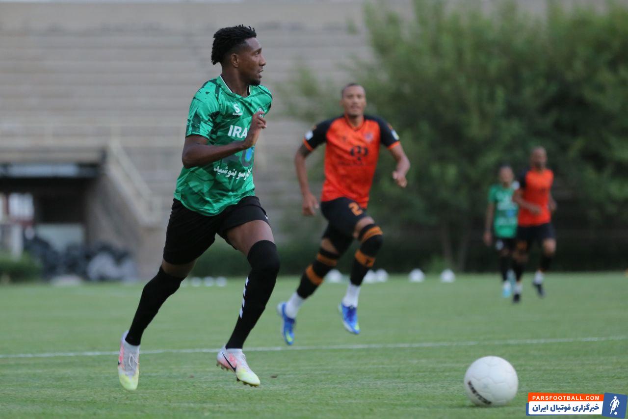 اولین بازی هانسل زاپاتا در آلومینیوم اراک