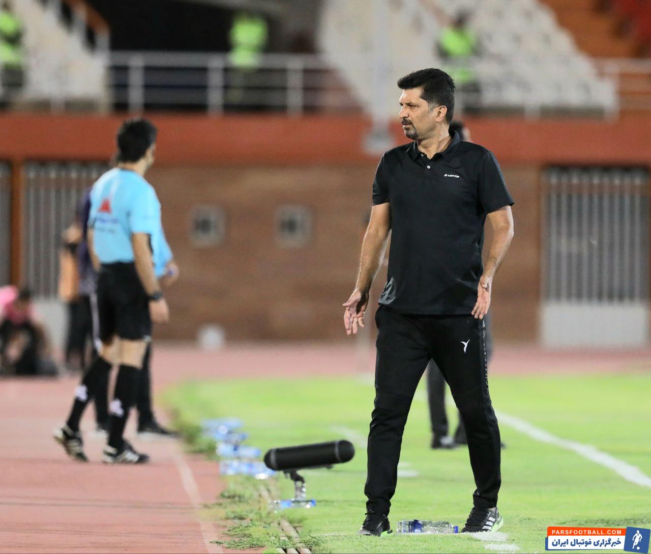 بهت و تعجب مجتبی حسینی از شکست سنگین پیکان برابر مس کرمان