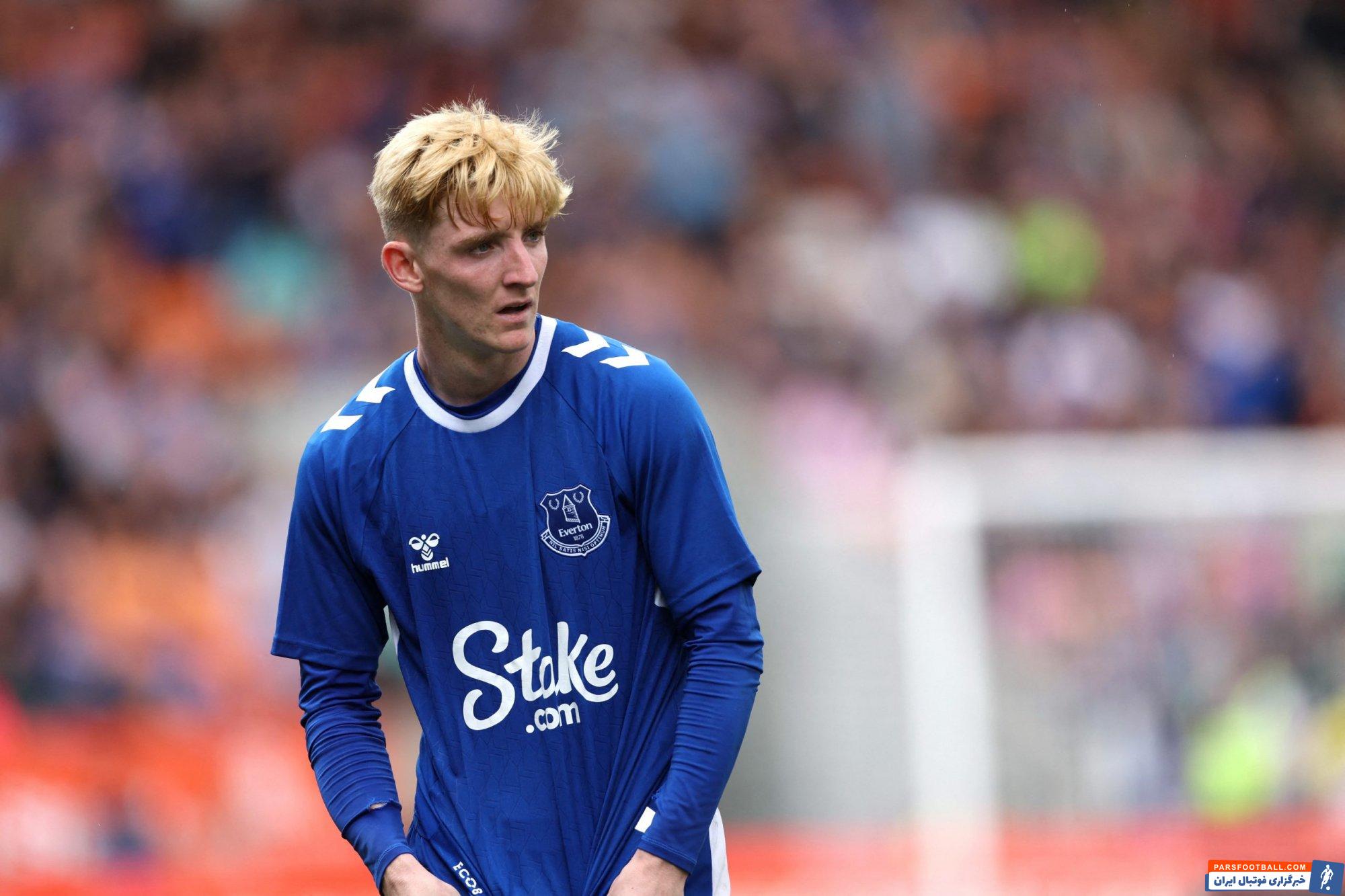 چلسی در پی آنتونی گوردون