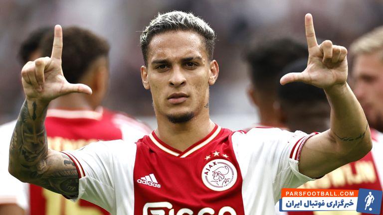 توافق نهایی منچستریونایتد و آژاکس